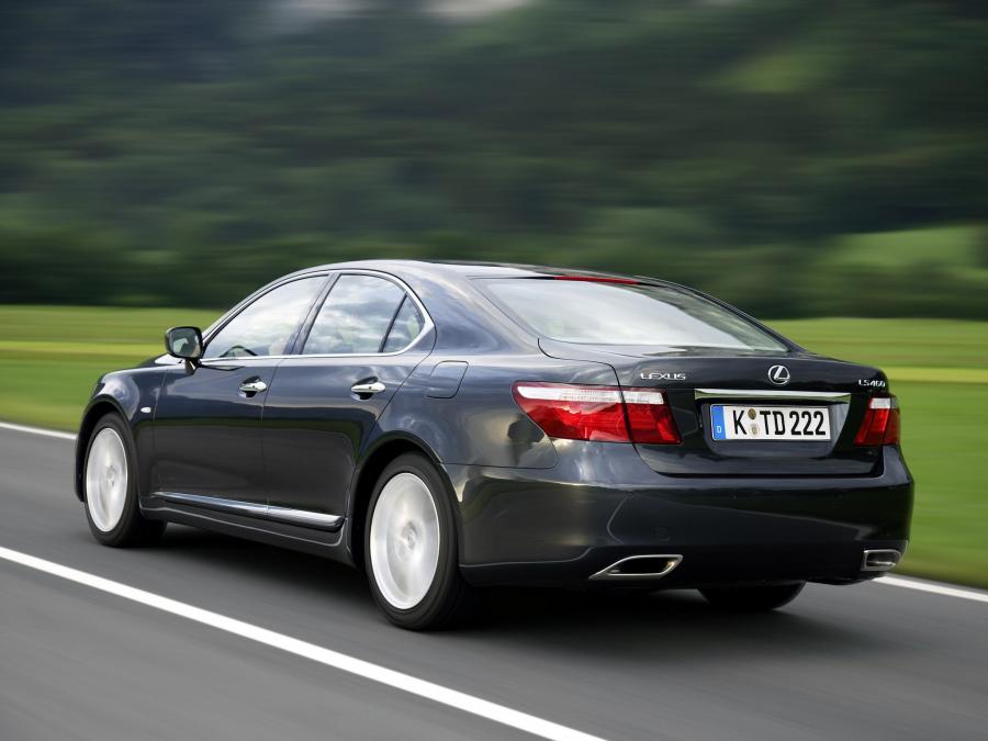  Lexus LS460 2006 года  (EU) (фото 3 из 16)
